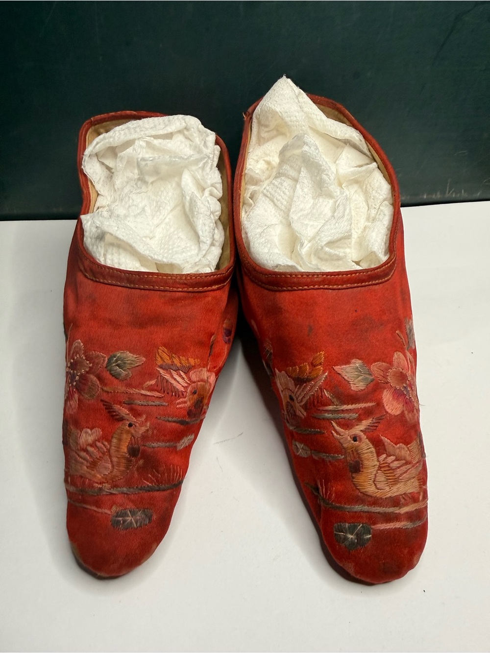 Circa 18th/19tg Cent. Red Silk Chinese Lotus Feet Shoes Embroidered w/ Birds
